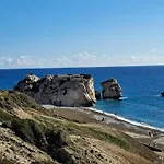 Chariandry Court * Pissouri