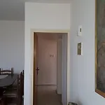 Apartament Chariandry Court *