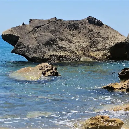 Lejlighed Chariandry Court