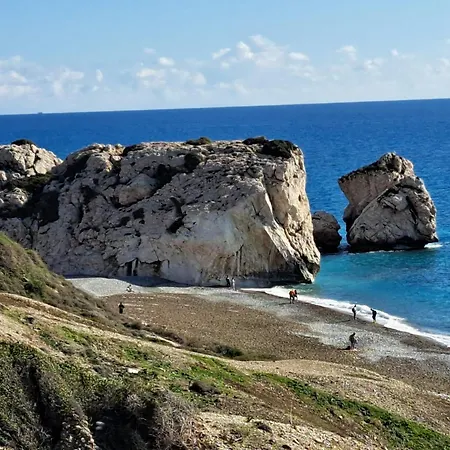 Chariandry Court Lejlighed