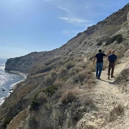 Chariandry Court * بيسوري