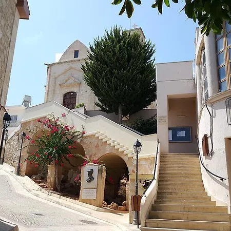 Chariandry Court Apartment