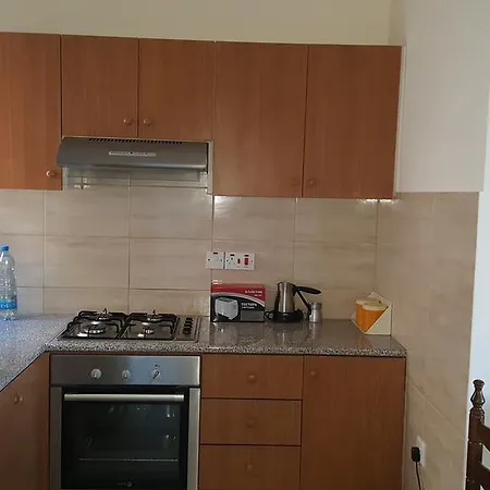 Chariandry Court Apartment *