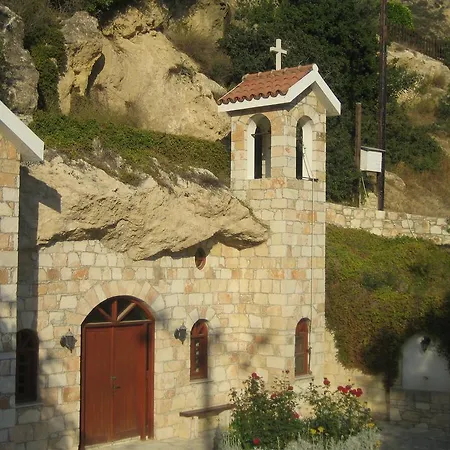 Chariandry Court بيسوري