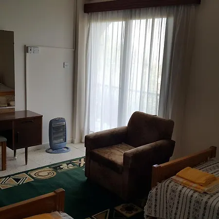 公寓 Chariandry Court 皮斯索里
