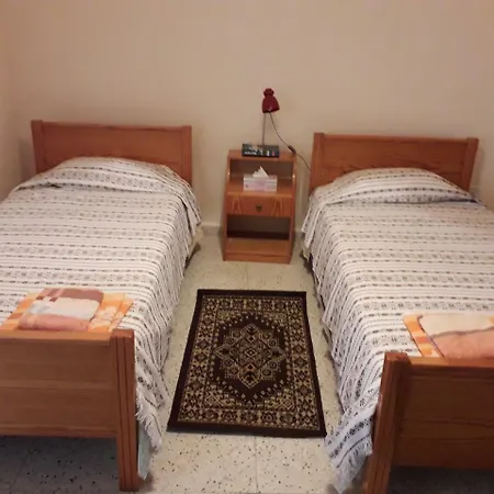 Apartment Chariandry Court