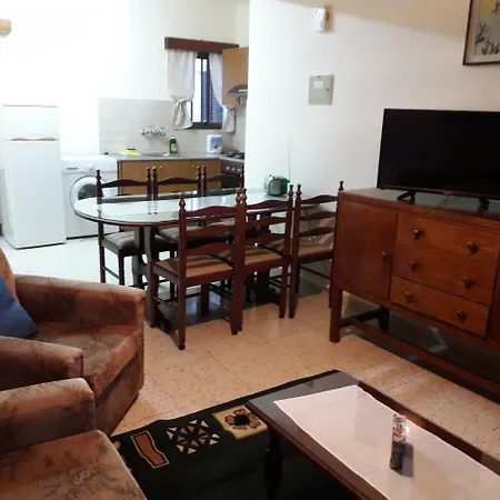 Apartment Chariandry Court Pissouri