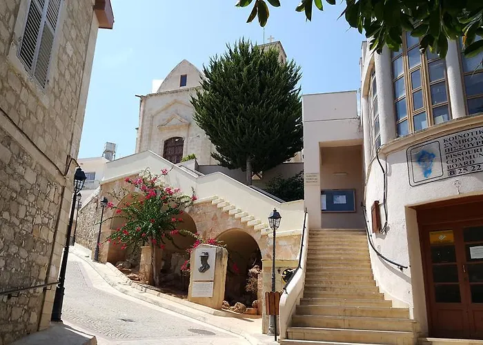 Chariandry Court Apartmán