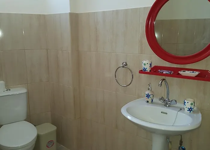 Chariandry Court * Pissouri